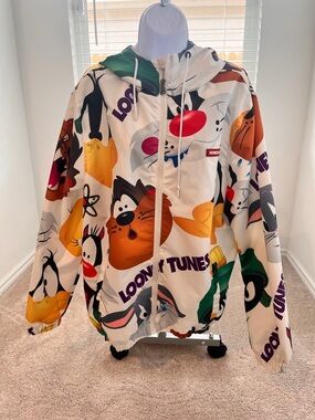Looney Tunes- Members Only White Windbreaker / Rain coat with Red Logo Patch
